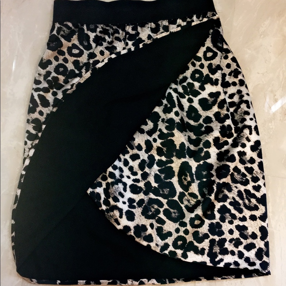 Leopard print skirt